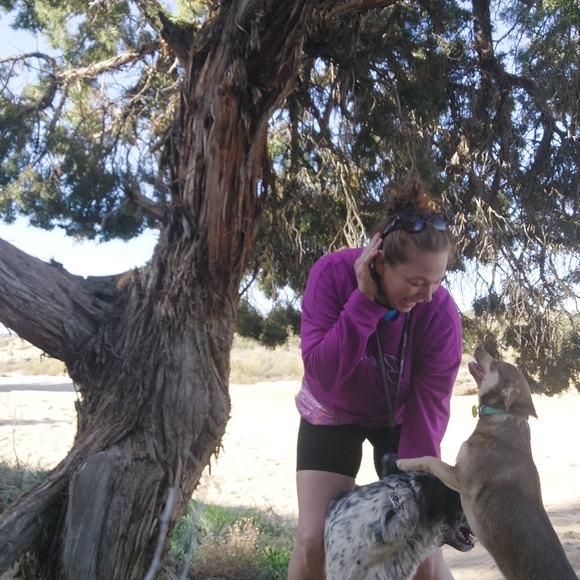 Meet your Posher, Lacey - Picture 5 of 5